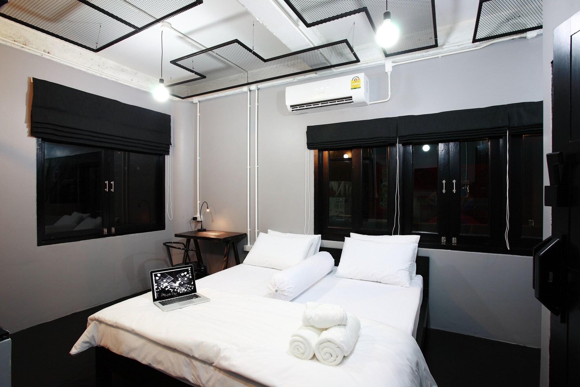 Meroom Phuket Екстериор снимка