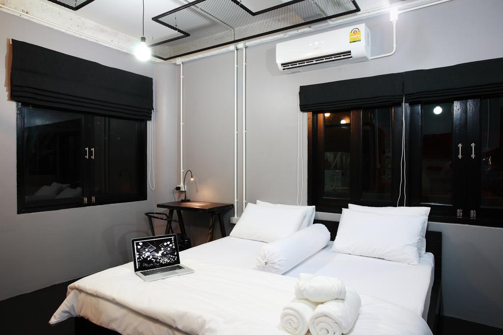 Meroom Phuket Екстериор снимка
