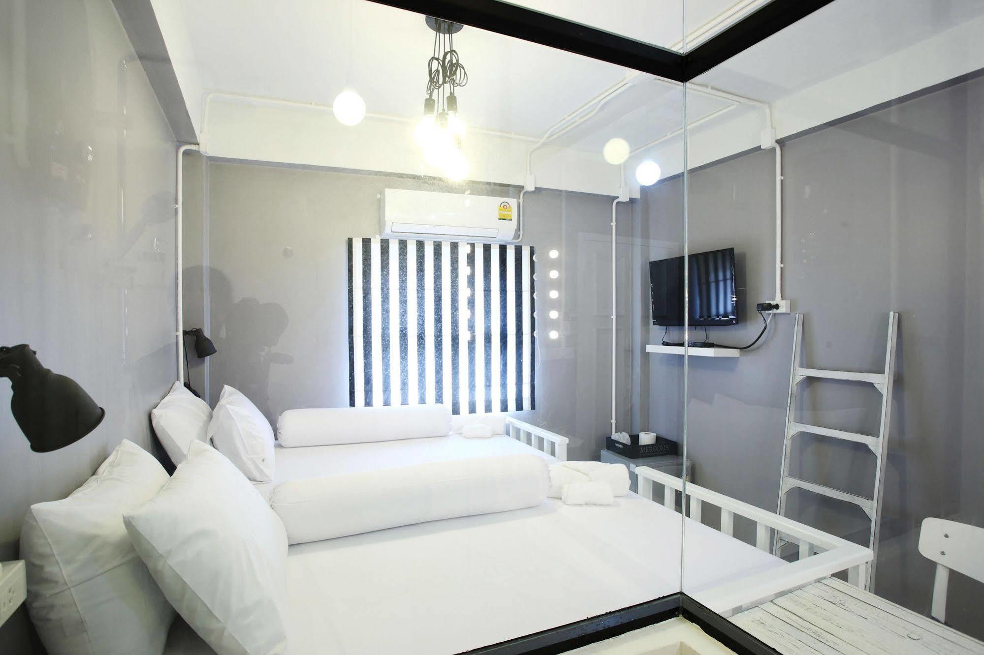 Meroom Phuket Екстериор снимка